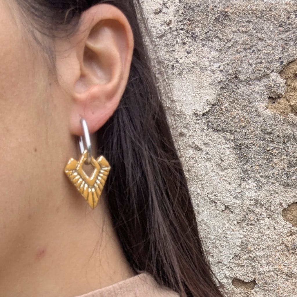 PAMPILLES AZTEQUA • OCRE